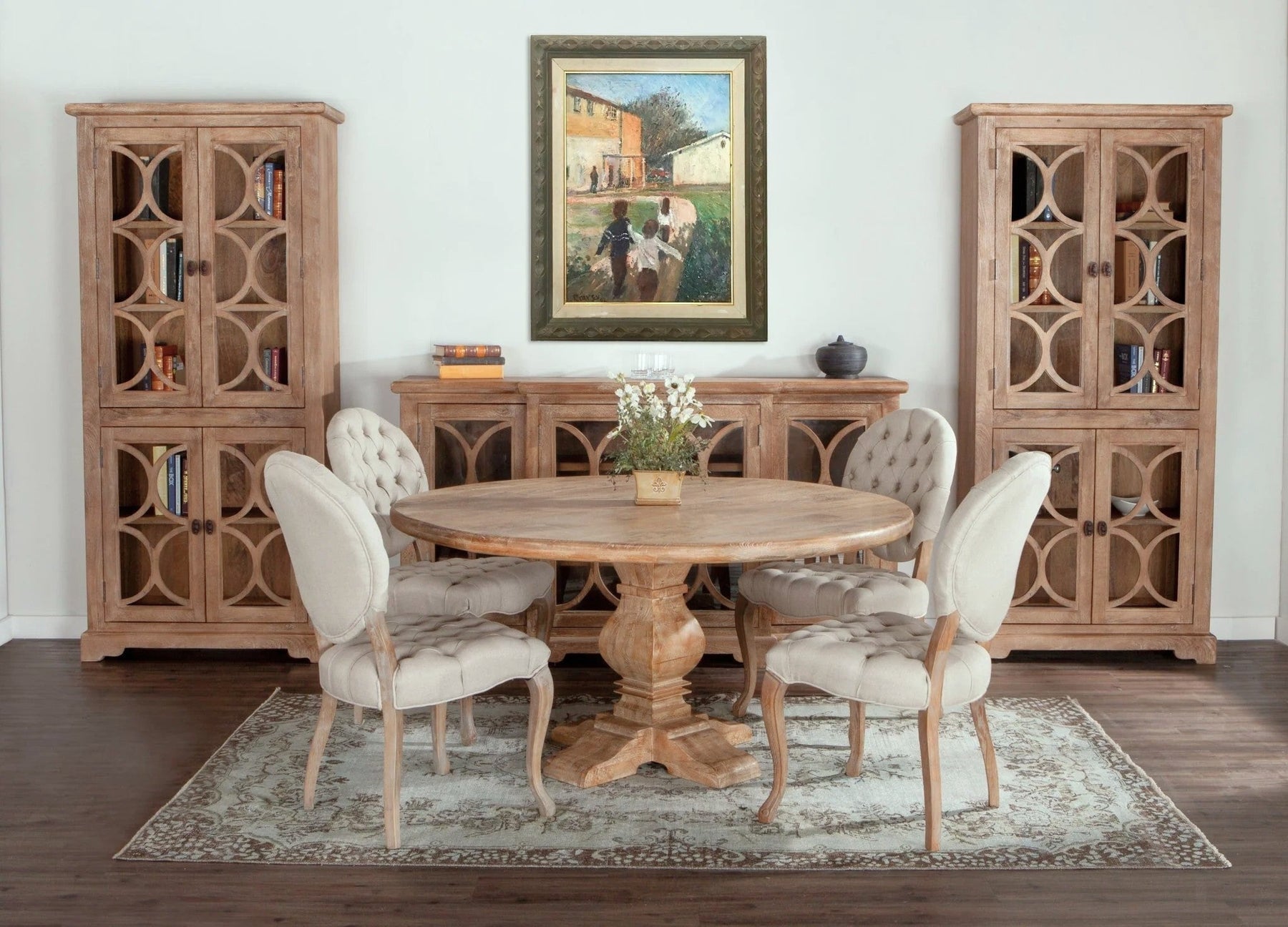 The Benefits of Solid Wood Farmhouse Dining Tables