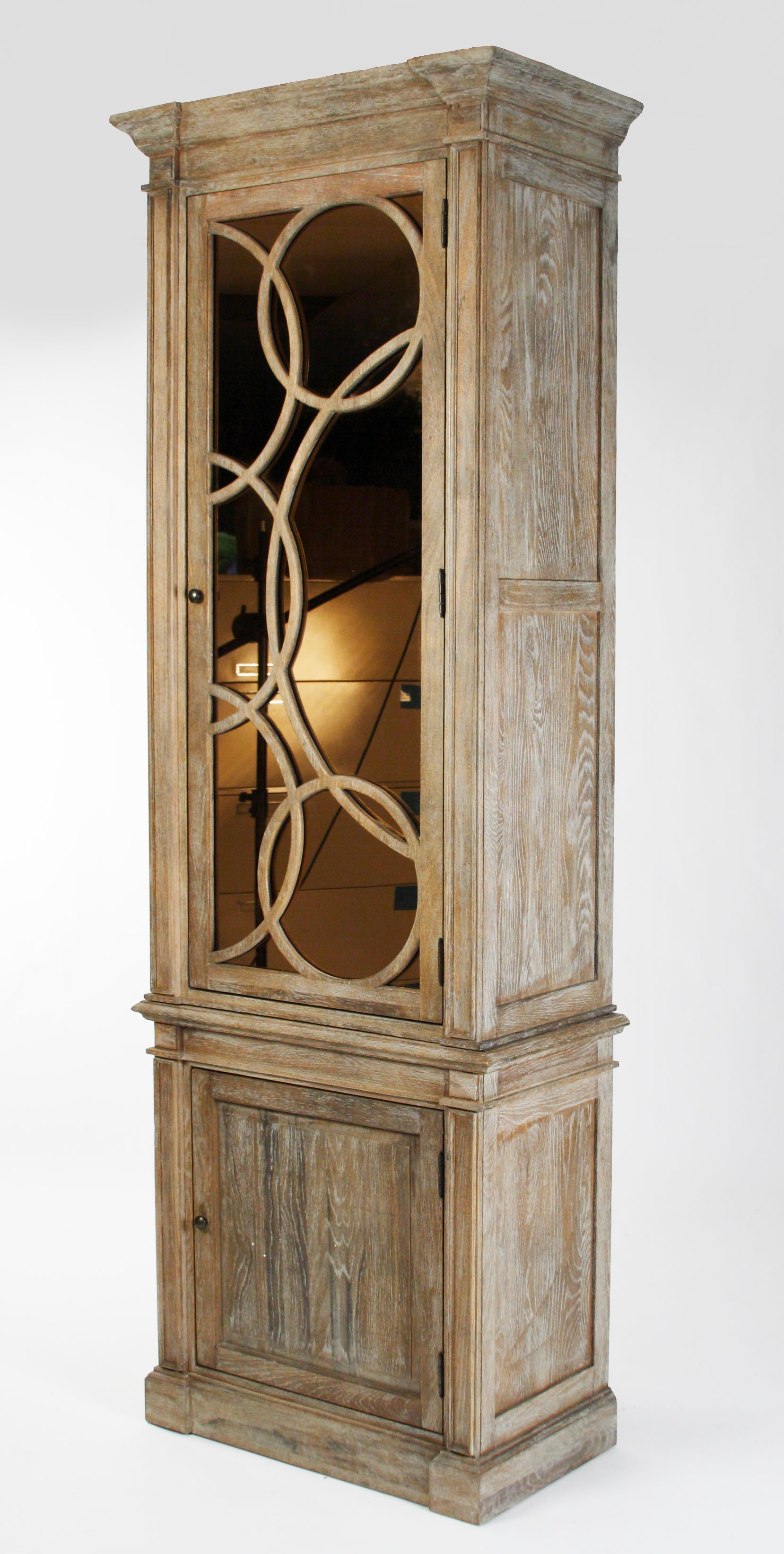 Corinne Cabinet