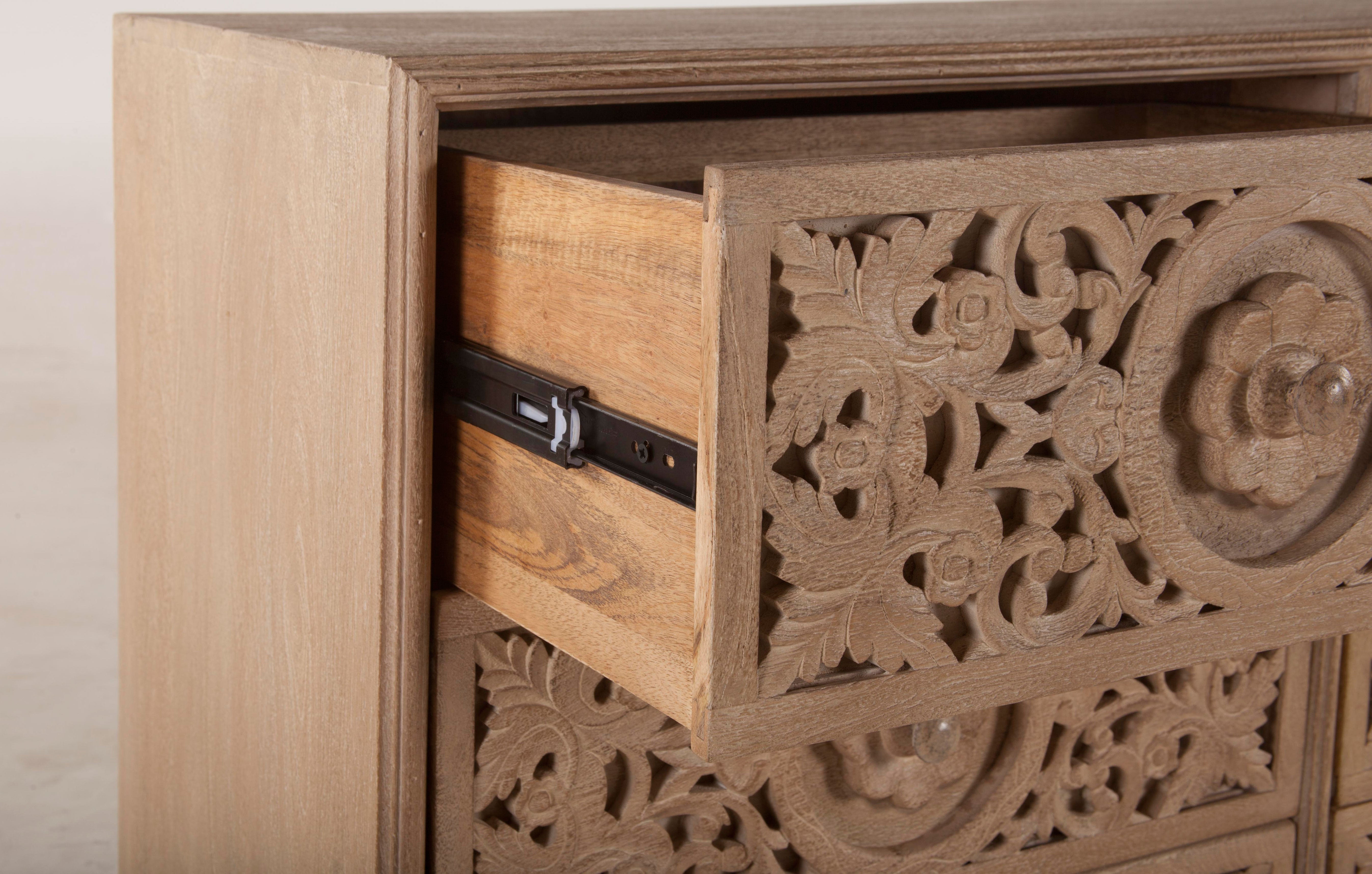 Pre-assembled dresser for easy setup