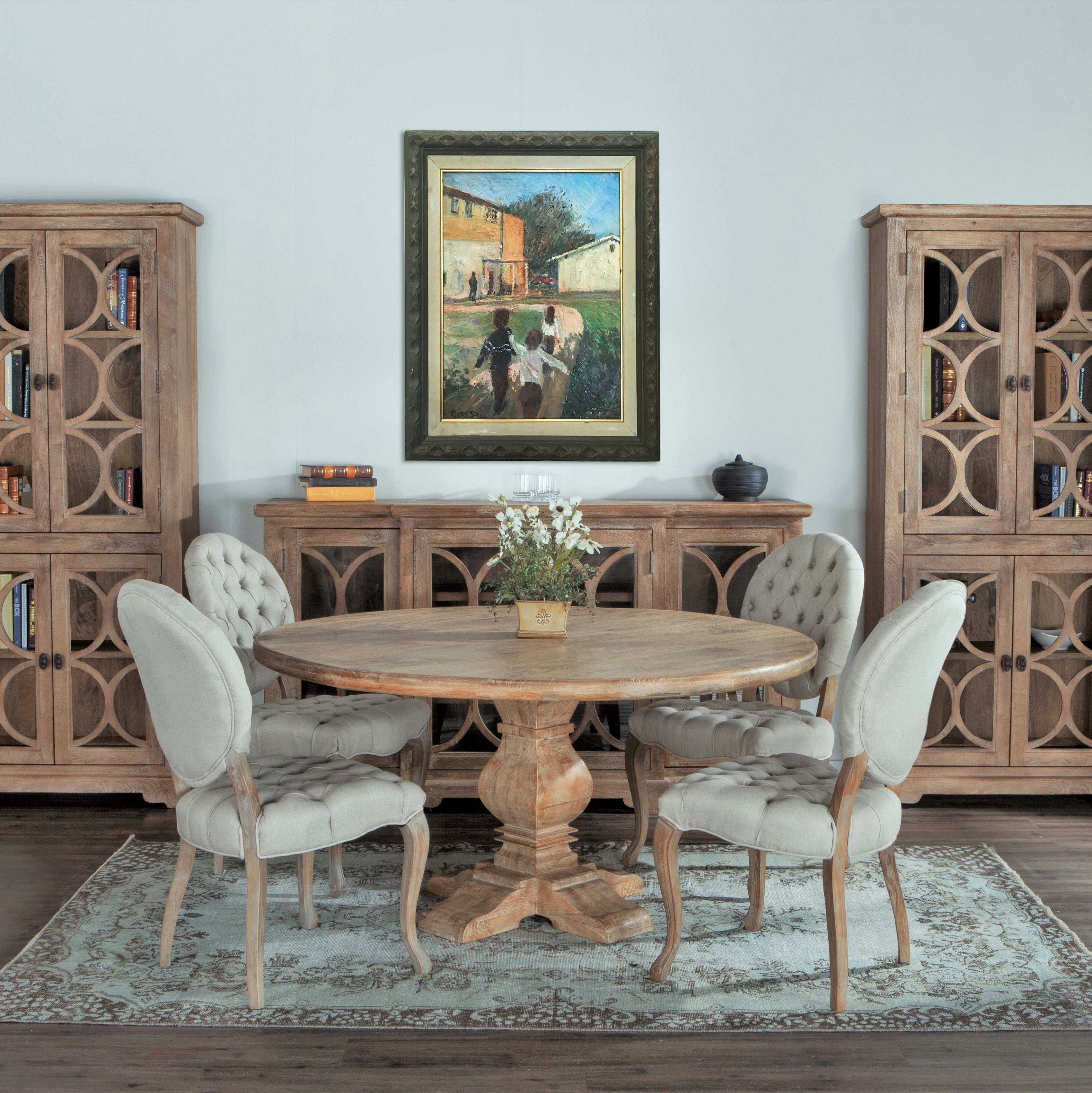 Pengrove Round Dining Table