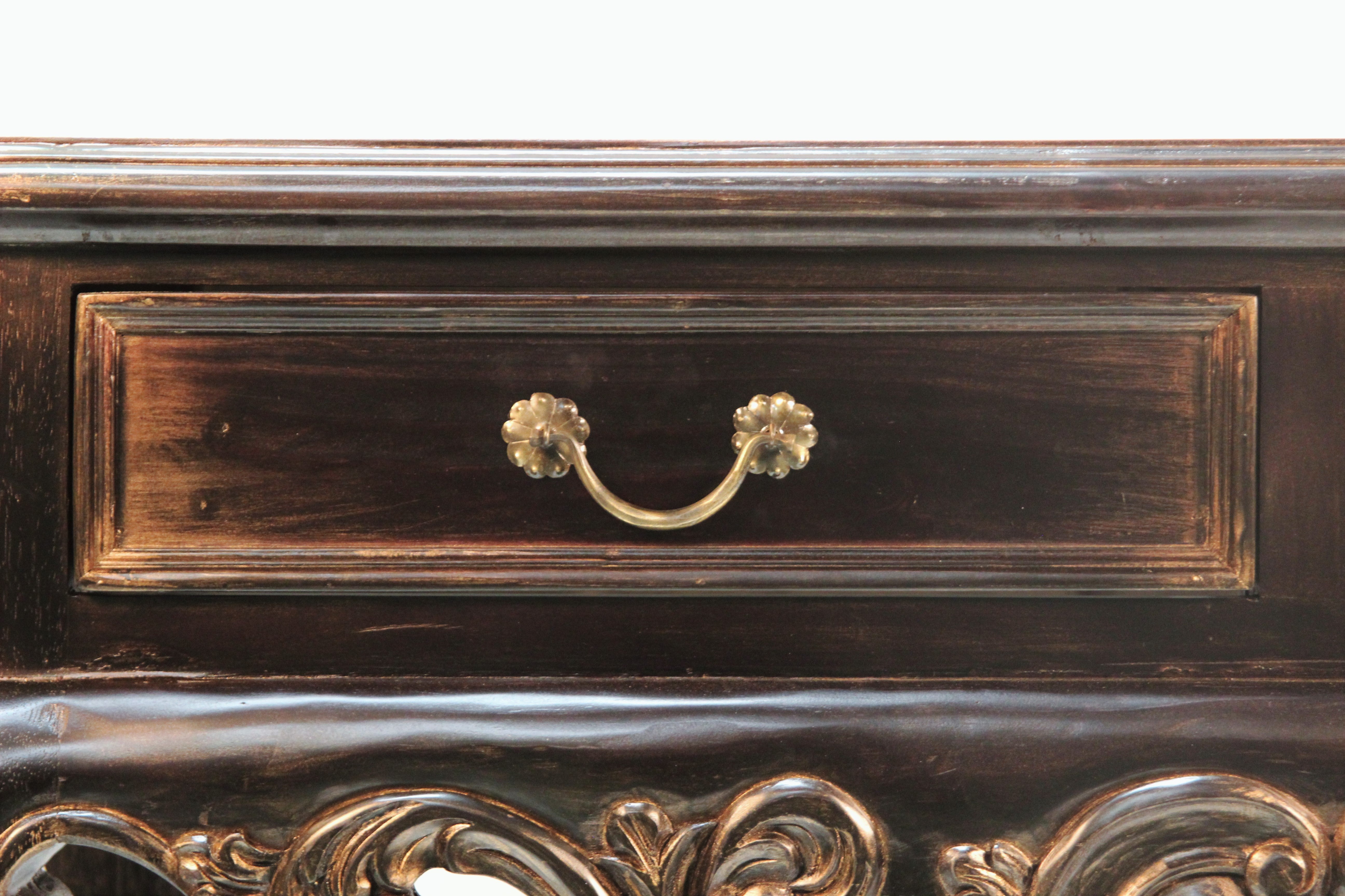 Barroca Sofa Table