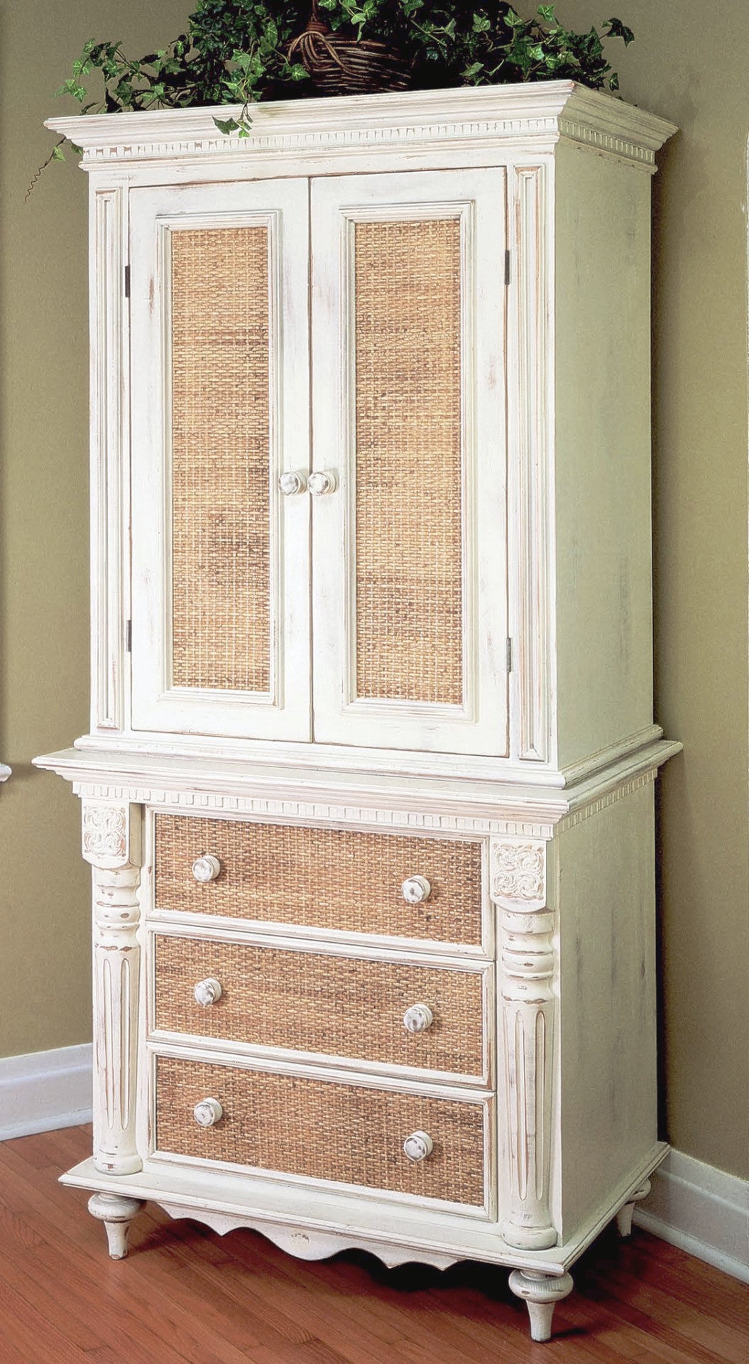 Armoire - Catalina Armoire